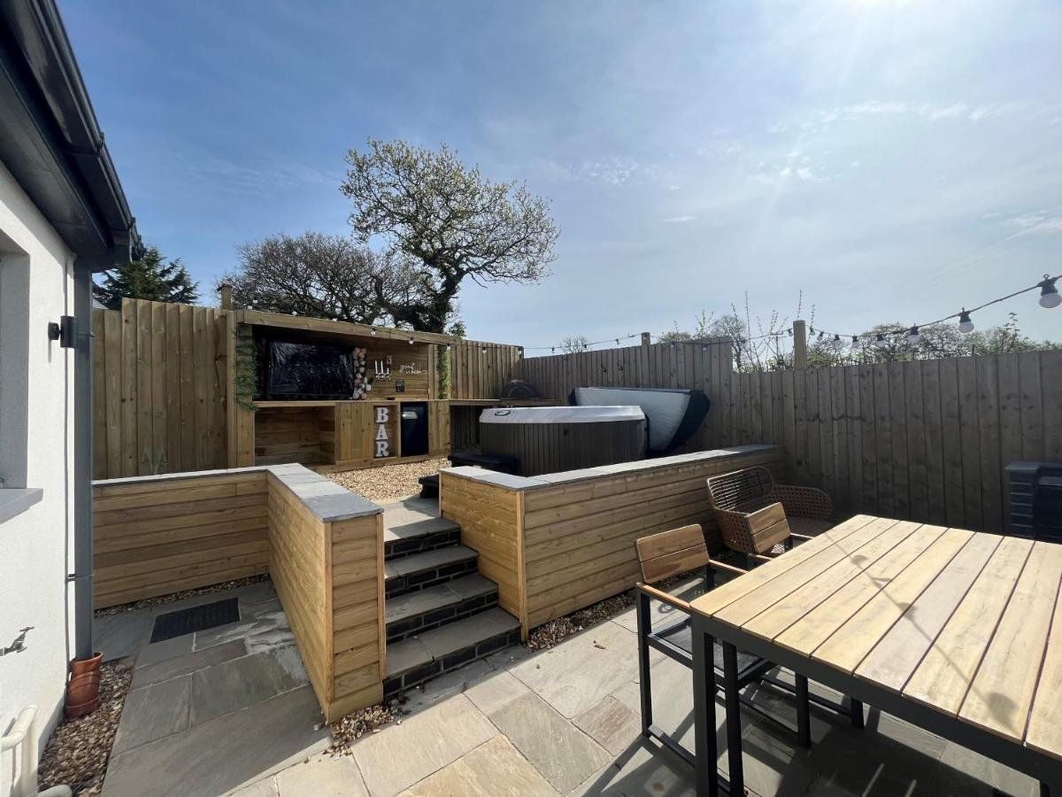 Sycamore Cottage Тенби Екстериор снимка