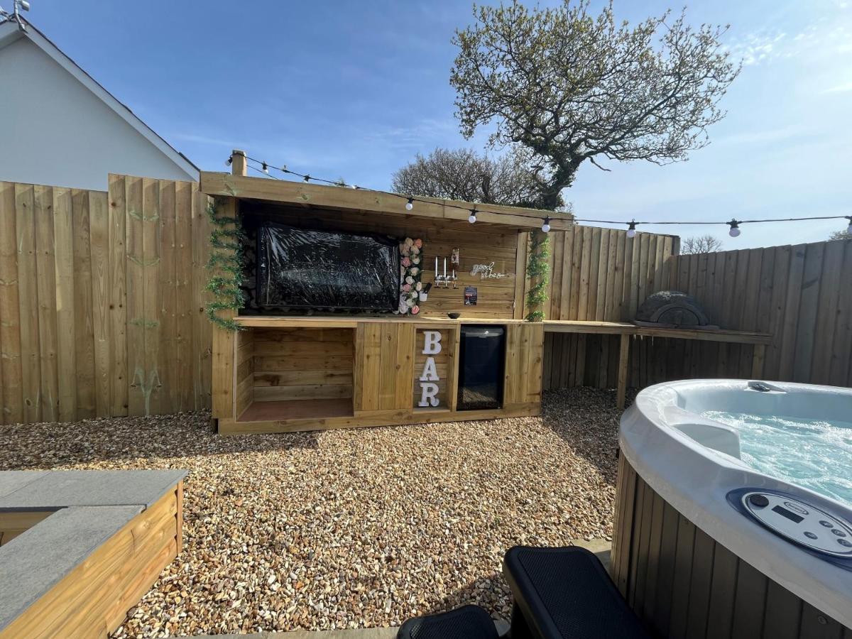 Sycamore Cottage Тенби Екстериор снимка